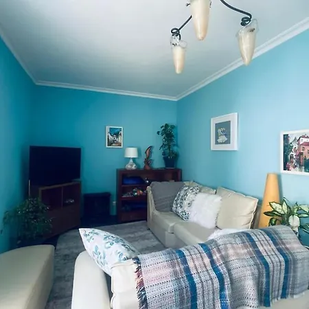 Three Bedroom Close To Beaches And Town Apartman